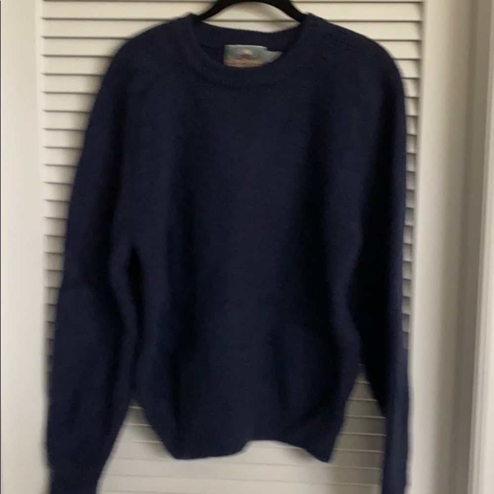 Vintage Eastern Mountain sports 100% wool sweater